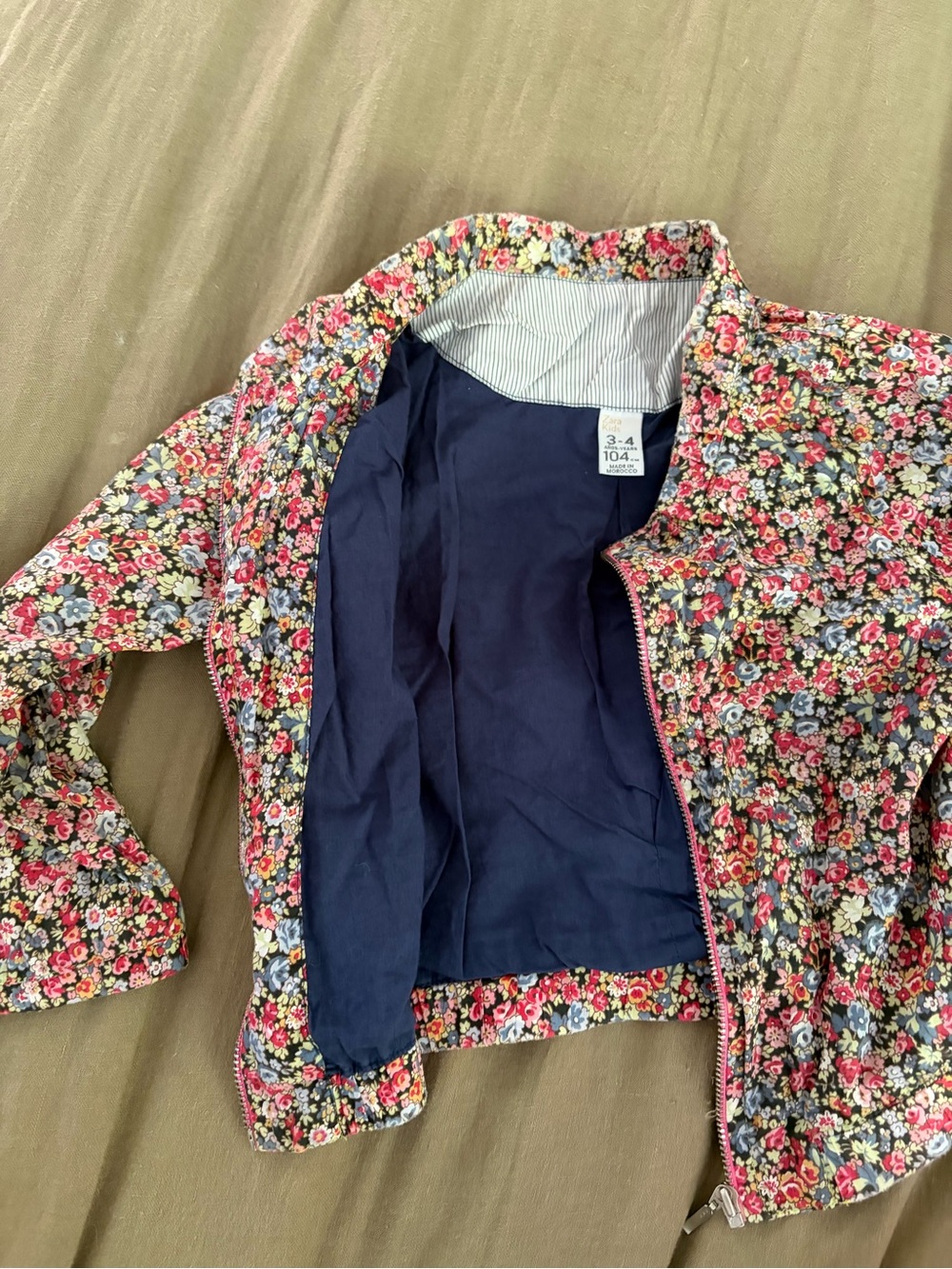Lot of 4T girls clothes - Picture 11 of 16